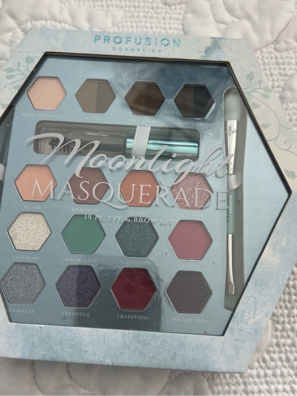 Profusion 19 Piece Eye & Brow Kit, Cosmetics Sets, Moonlight Masquerade